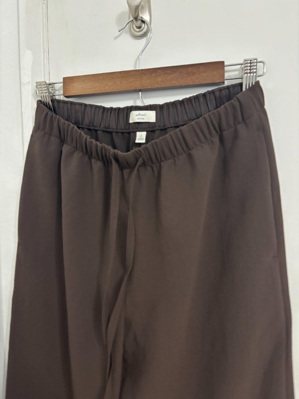 Aritzia Wilfred The Lodge Pants- Crepette- Rich Mocha Brown - Size Small Tall